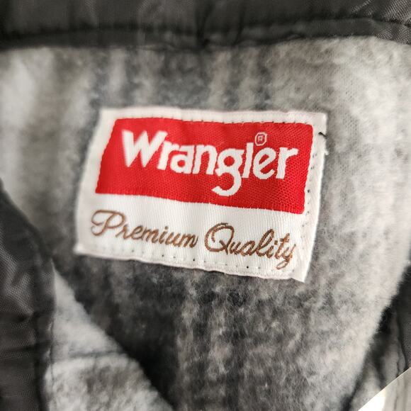 Wrangler Shirt Mens M Gray Black Plaid Fleece Flannel Button Front Long Sleeve - Picture 4 of 9